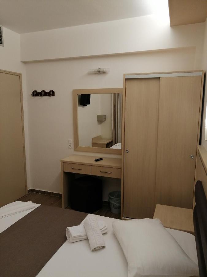 Hotel Katerina Keramoti  Extérieur photo