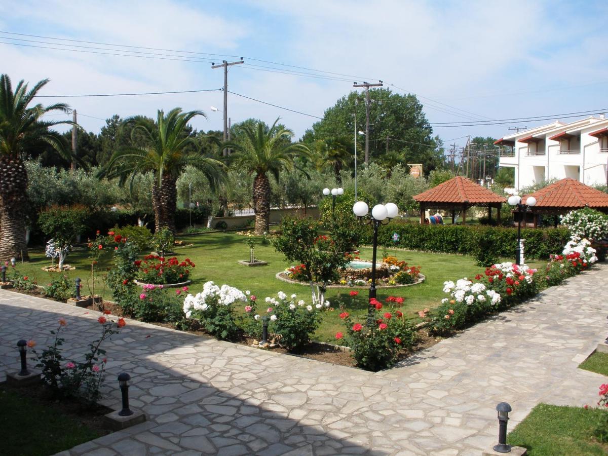 Hotel Katerina Keramoti  Extérieur photo