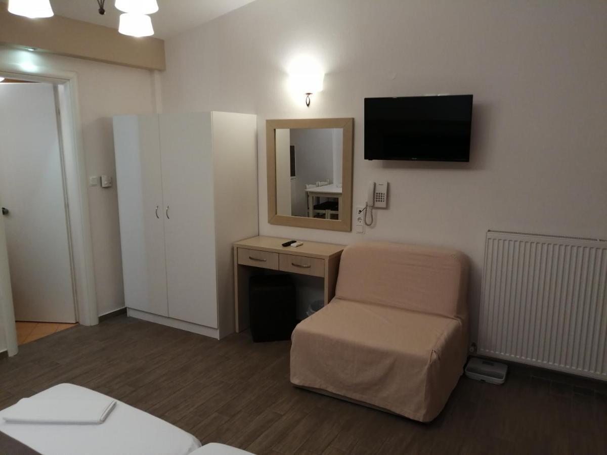 Hotel Katerina Keramoti  Extérieur photo