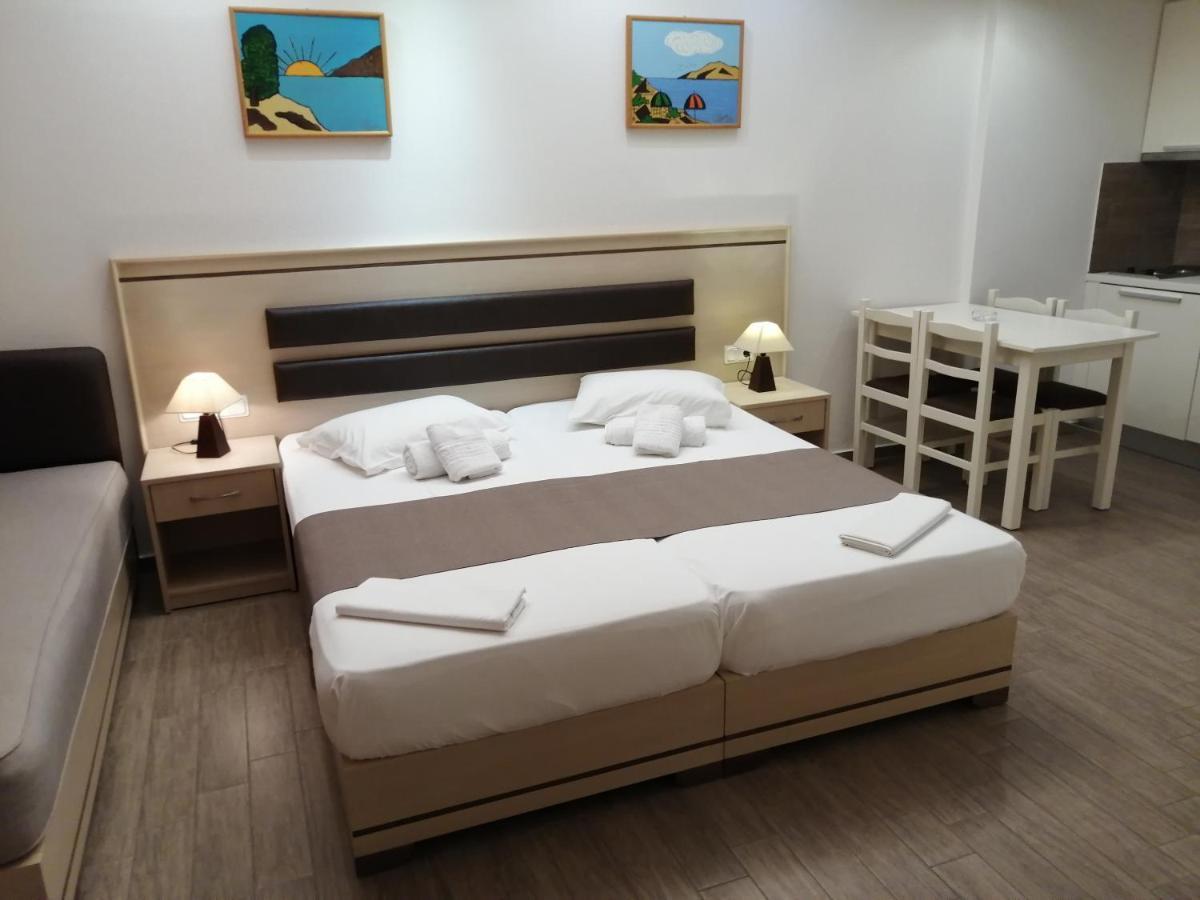Hotel Katerina Keramoti  Extérieur photo